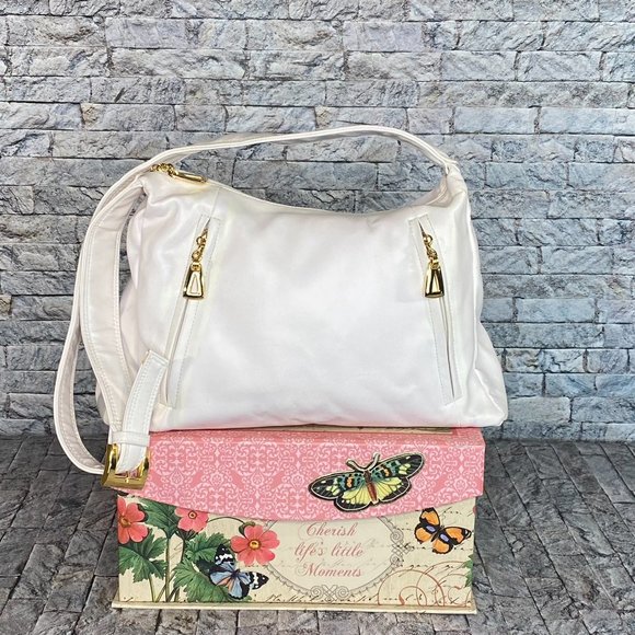 Tempo Shoulder Bag - Picture 3 of 12